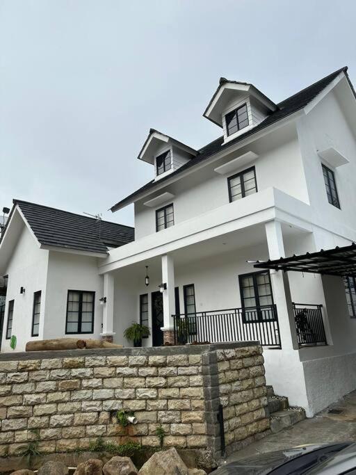 Stylish Villa At Green Apple U 35A Cipanas Puncak Sindanglaya Bagian luar foto