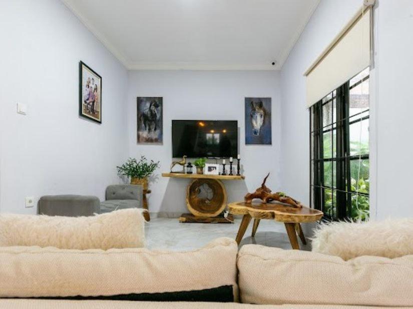Stylish Villa At Green Apple U 35A Cipanas Puncak Sindanglaya Bagian luar foto